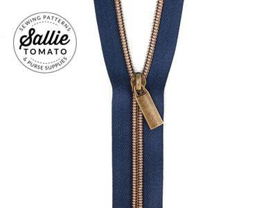 Sallie Tomato Zipper - 3 Yds with 9 Pulls - Navy Tape/Antique
