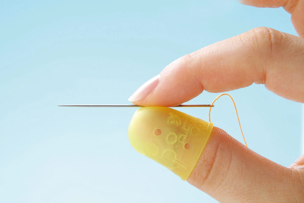 Clover Flexible Rubber Thimble Large