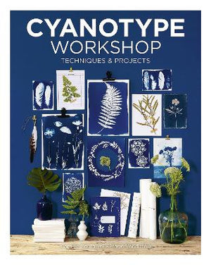 Cyanotype Workshop by Camille Soulayrol and Marie Vendittelli