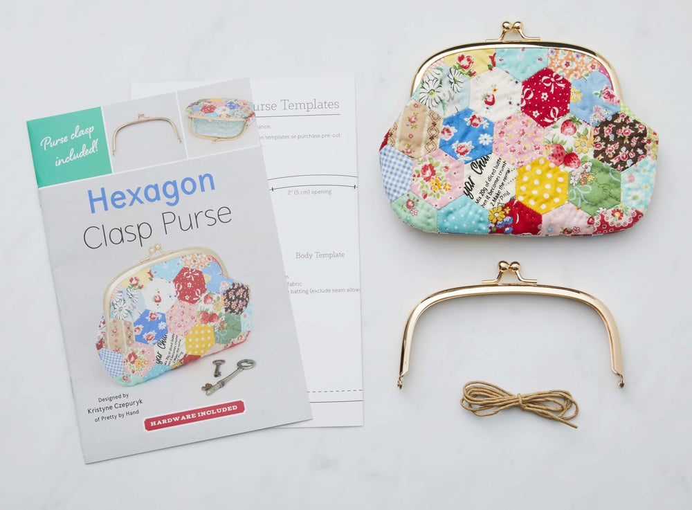 
            
                Load image into Gallery viewer, Hexagon Clasp Purse Kit
            
        